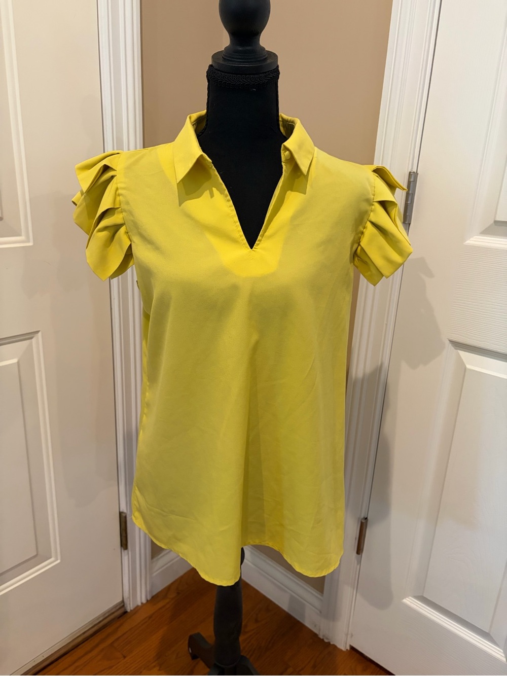 Tahari Bright Yellow V-Neck Collared Ruffle Sleeve Blouse